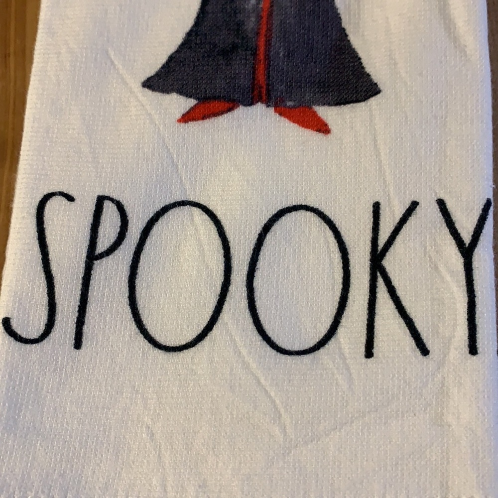 Rae Dunn “SPOOKY” “BOO” 2 Piece Kitchen Towel Set NWT - Picture 7 of 11